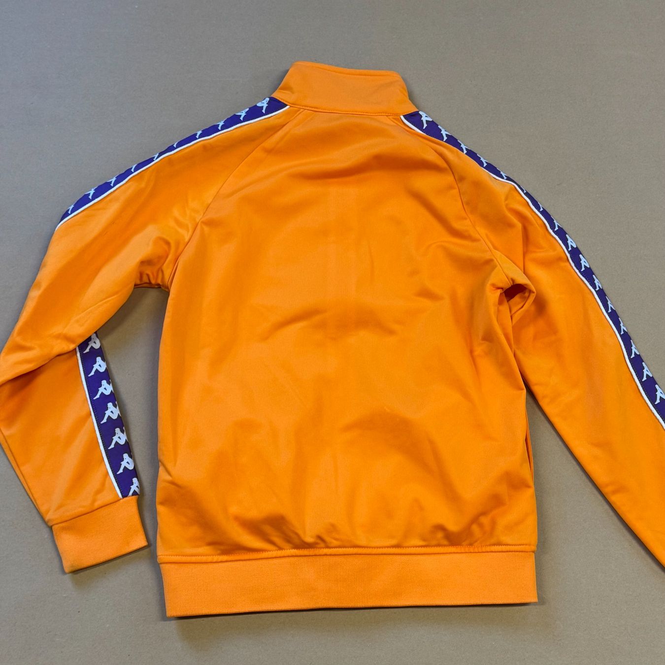 Kappa Jacken: Kappa Trainingsjacke orange/violett, Gr. XS – Gebraucht aus St. Gallen von sourced_limited 3