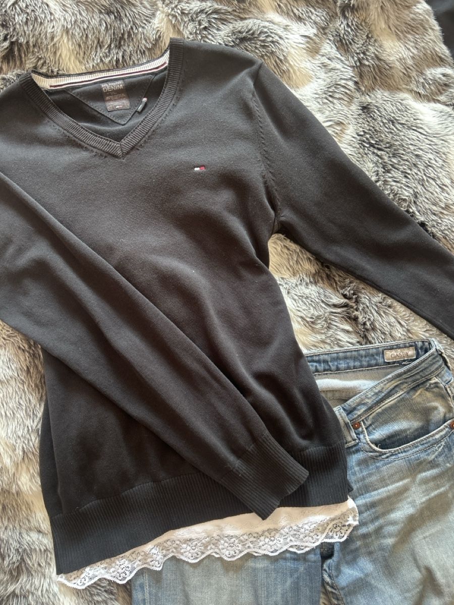 Tommy Hilfiger Maglioni & Felpe: Hilfiger denim Pullover  – Nuovo (secondo la descrizione) da Buchrain venduto da mer_2yht