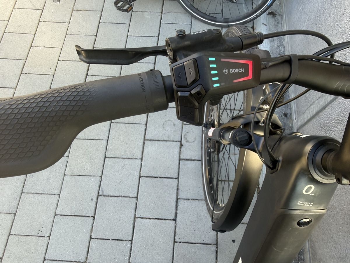 Cube Vélos: Cube Damen E-Bike mit Bosch Performance Line Motor  – D'occasion à Oberentfelden par speed_71 3