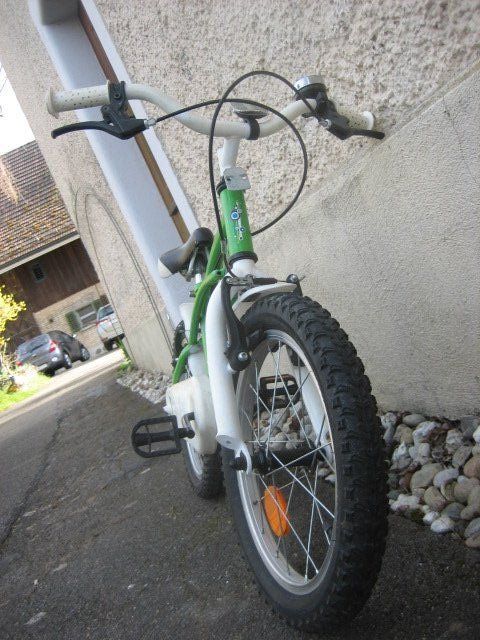 Velos: Kindervelo 16 Zoll, grün – Gebraucht aus Winterthur von pf02 6