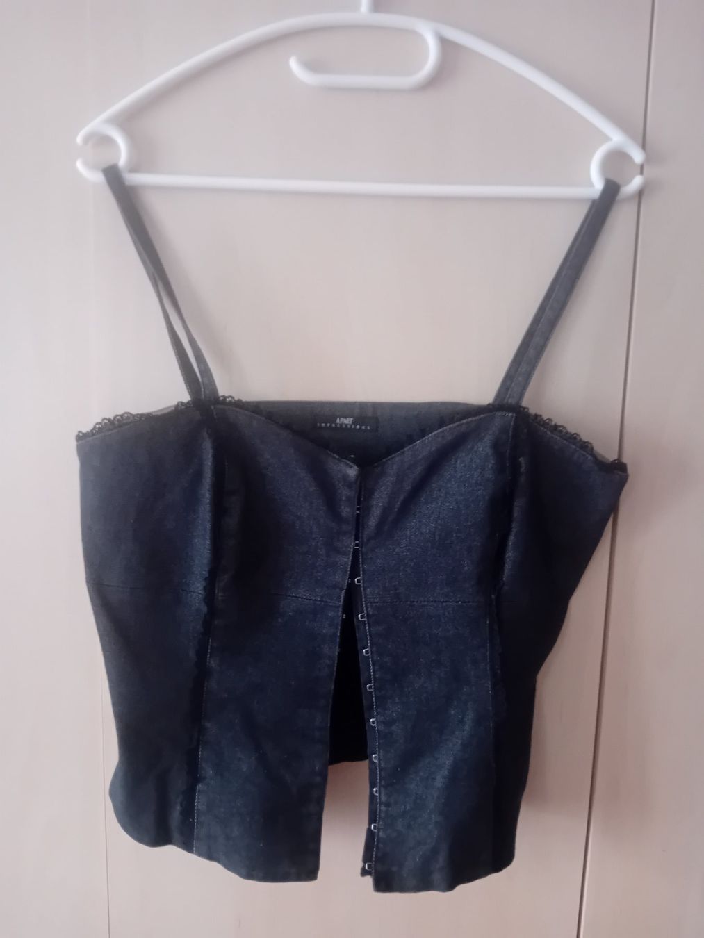 Tops: Top von Apart Gr. 40 – Gebraucht aus Allschwil von Beautyskin