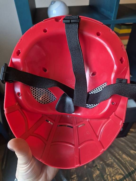 Masques: Masque Spiderman avec effets sonores  – D'occasion à Crissier par nat_cdb8 2