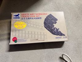 1/35 ARIETE MBT WORABLE TRACK LINK SET