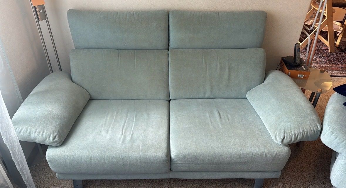 Divani: Bequemes Zweiersofa – Usato da Saland venduto da Sonja_33