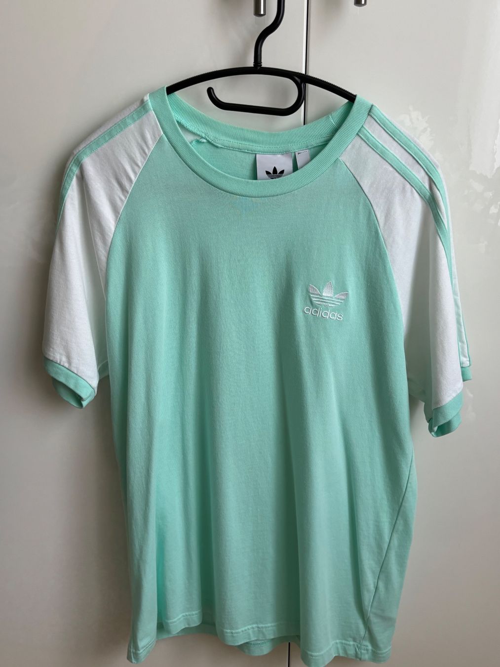 Adidas T-shirt: Adidas 3-Stripes T-Shirt Gr. M – Nuovo (secondo la descrizione) da Lyss venduto da jba_s2my
