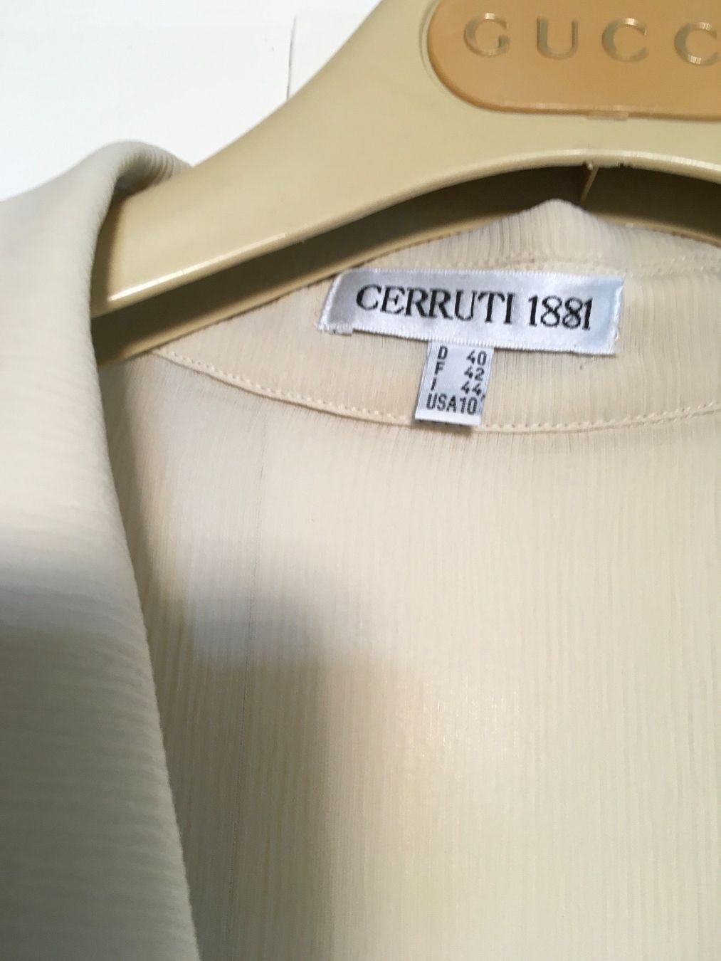 Blusen: CERRUTI 1881 Bluse 40 D beige – Gebraucht aus Zug von smile060 5