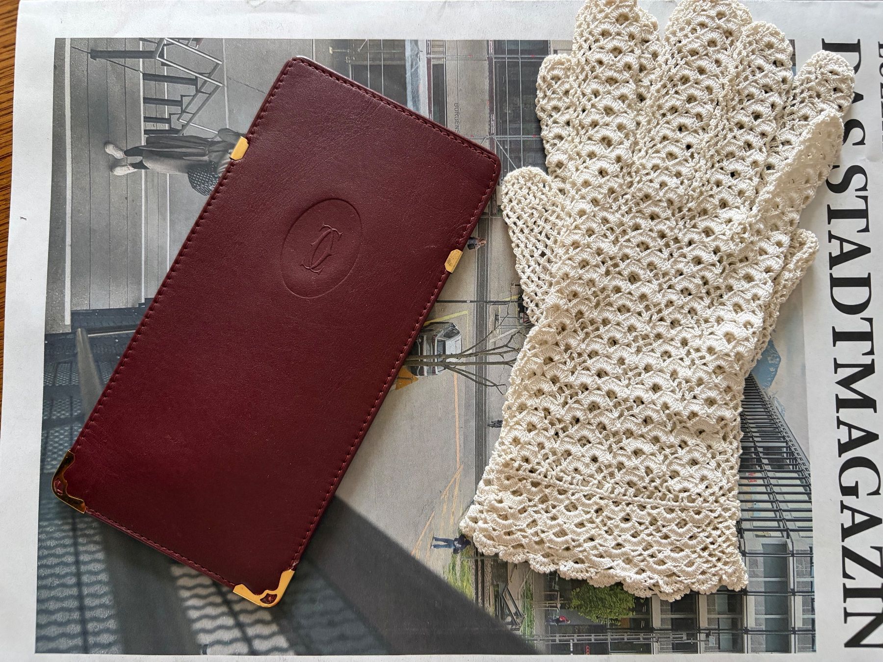 Altro in  Abbigliamento & Accessori: Cartier Etui Burgundy Leather – Usato da Luzern venduto da AM2nd