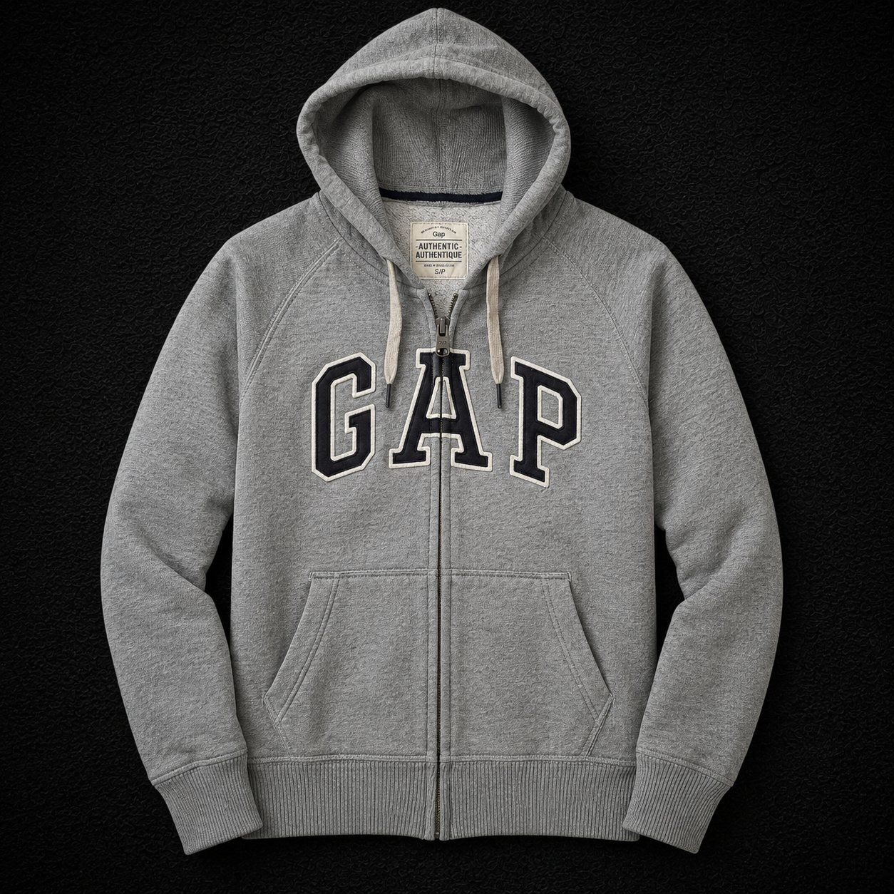 Gap Vestes: GAP hoodie zippé logo gris taille S – D'occasion à Le Locle par sAm_2112