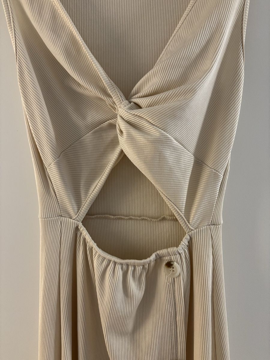 Vestiti: Beiges Maxikleid – Usato da Luzern venduto da aloevira 4