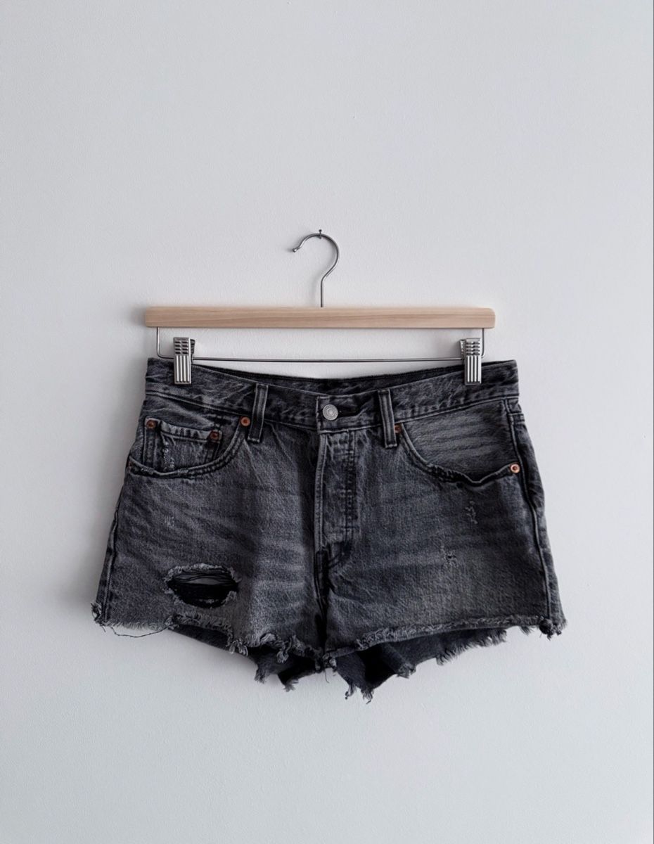 Levi's Jeans: Shorts LEVIS – D'occasion à Dietikon par tsela77