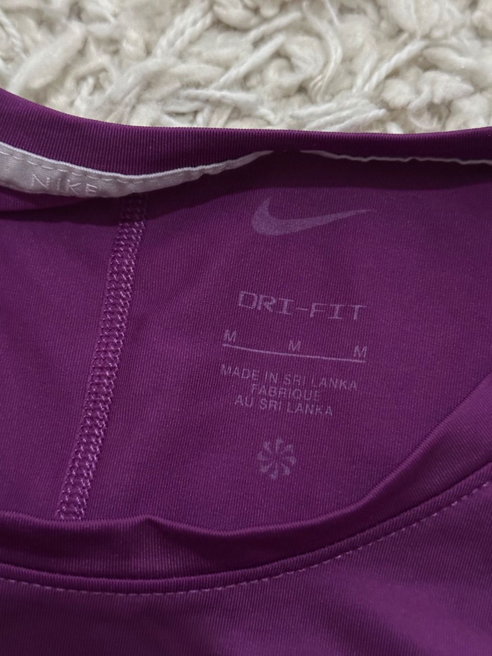 Nike T-shirt: Nike Tanktop Gr.M – Usato da Bern venduto da BrandVilla 2