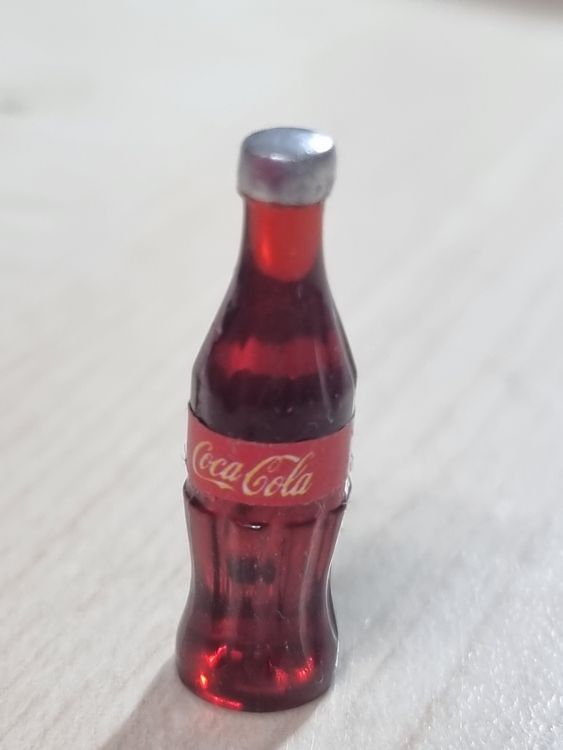 Cola Flasche für Puppenhaus/Barbie/Playmobil 2cm NEU Kaufen auf Ricardo