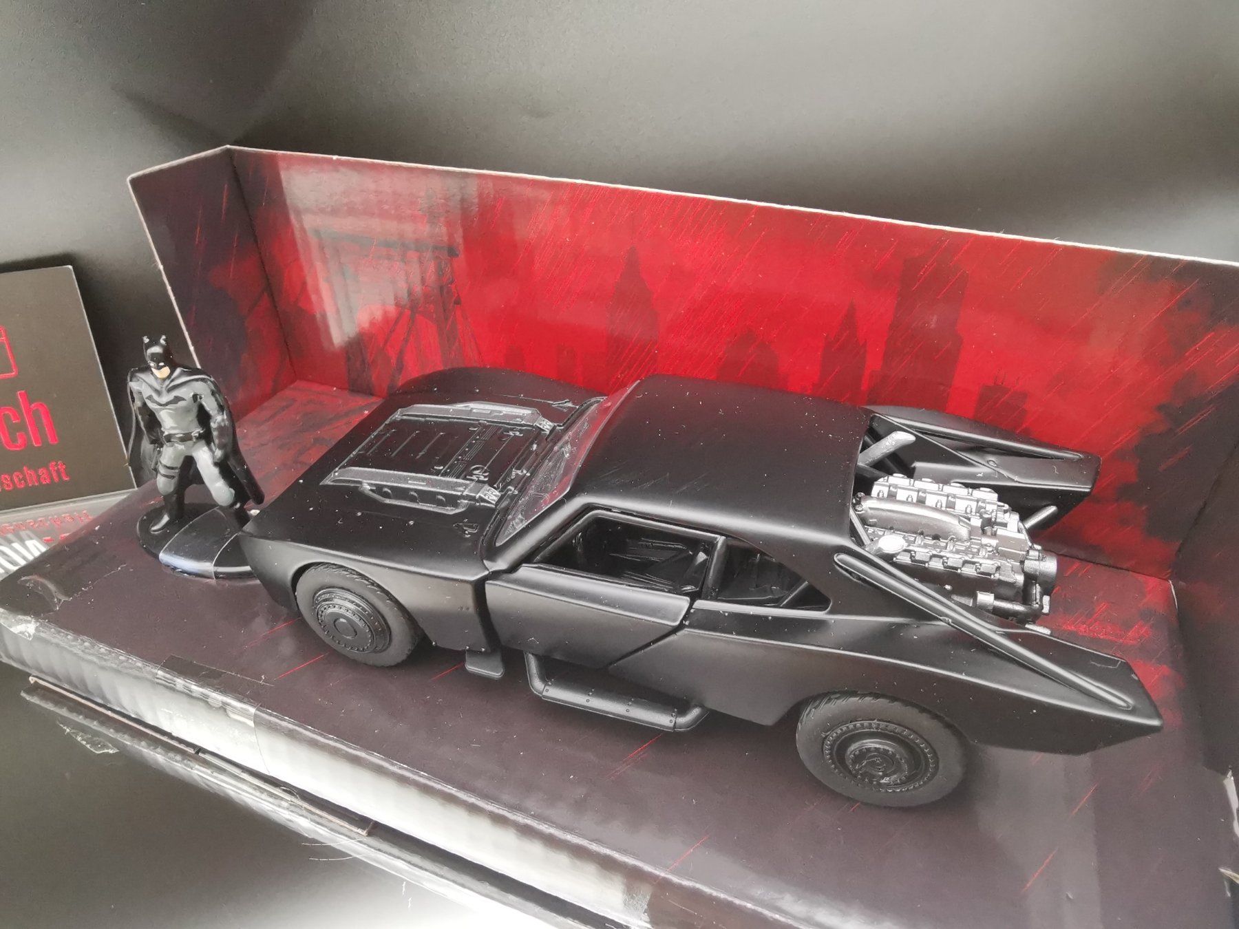 Jada Toys Modellautos: Batmobile & Batman Nr.2 - 1/32 - Jada - OVP – Neu und originalverpackt aus Zürich von flyingpassion 1