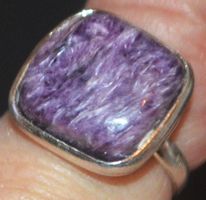 Ring L-2664 – Natürlicher Charoit - 16mm Innendurchmesser