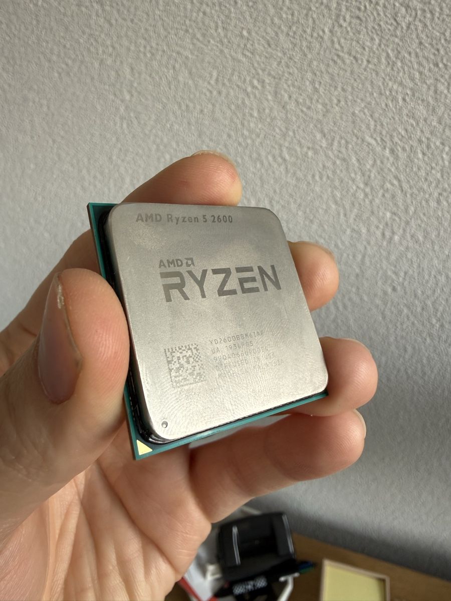 Amd Componenti elettronici: Ryzen 5 2600 – Usato da Sugiez venduto da egg_p5gd 1