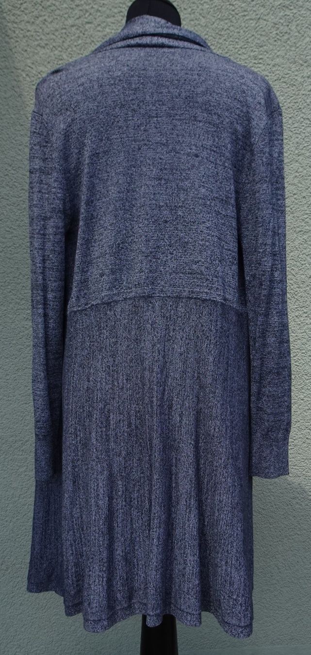 Phase Eight Giacche: Phase Eight Strickjacke grau Gr. 12 /38 lang Strickmantel – Usato da Winterthur venduto da blumeblau77 2