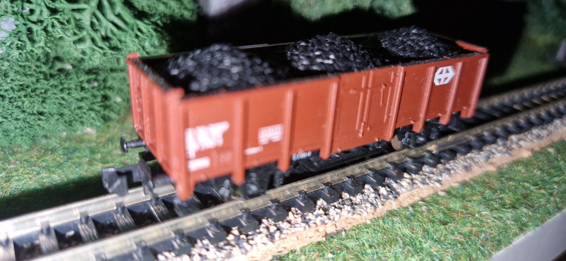 Trix Modellini di ferrovie: Minitrix SBB Güterwaggon mit Kohle Spur N – Usato da Unterengstringen venduto da Kab81