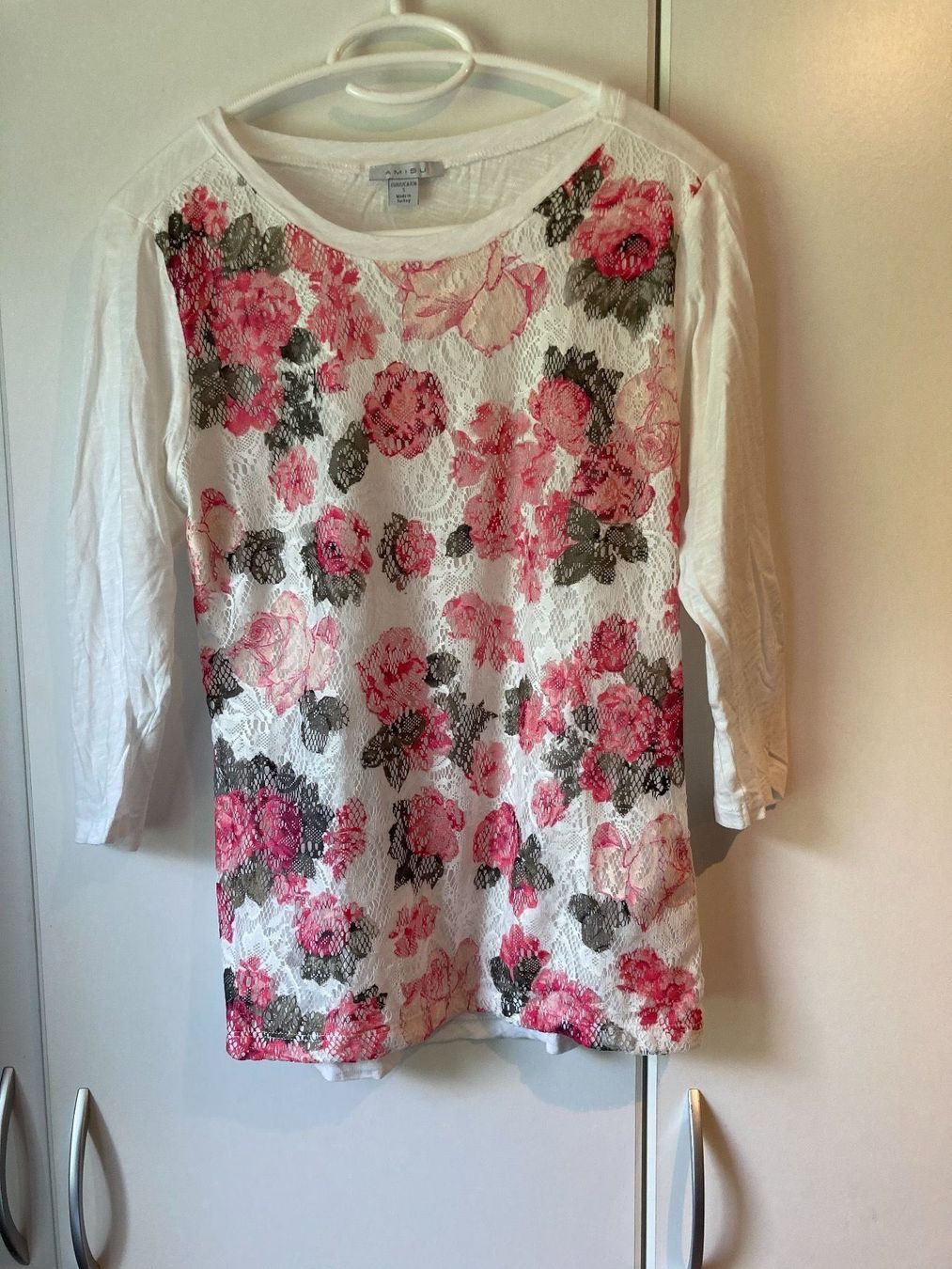 Top: Geblümtes Shirt Gr. S – Usato da Thun venduto da Vans_98