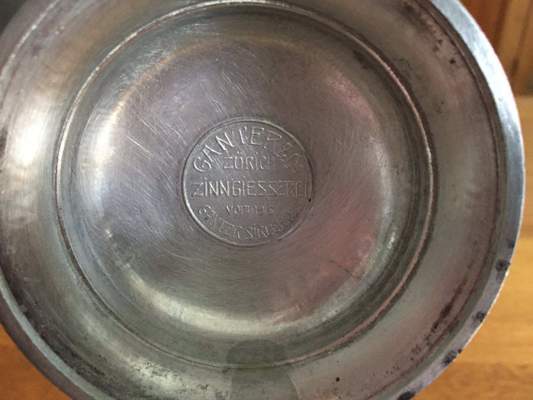 Gläser: Glas Bierkrug mit Zinndeckel Löwenbräu – Gebraucht aus Gossau ZH von peabo 4