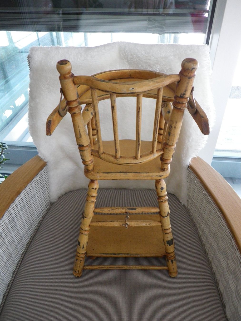 Hochstühle: Puppen Hochstuhl Vintage – Gebraucht aus Reinach BL von Annodomini 3