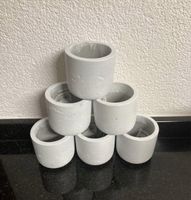 6 kleine Beton Übertöpfe neu und unbenutzt Zustand