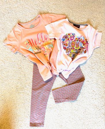 Mädchen Set, 1 Leggings, 2 x Shirt Grössen ca. 98/104
