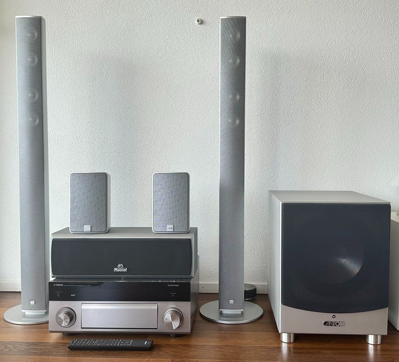 Home cinéma: TOP HOME CINEMA SYSTEM SILBER – D'occasion à Untersiggenthal par Mcguinness