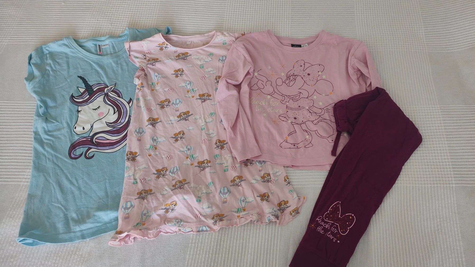 Pigiama & Simili: Mädchen Pyjama Set, Grösse 110/116 – Usato da Root venduto da GregorO
