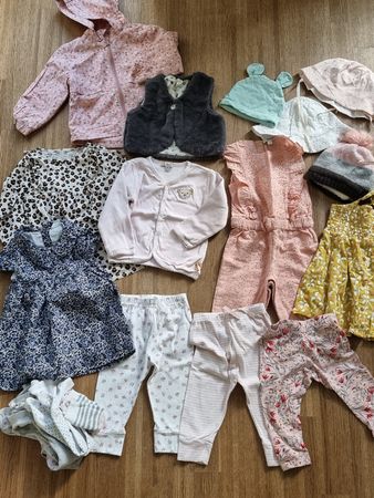 Kleiderpaket in Gr. 80, GAP, Steiff, etc. (80-1)