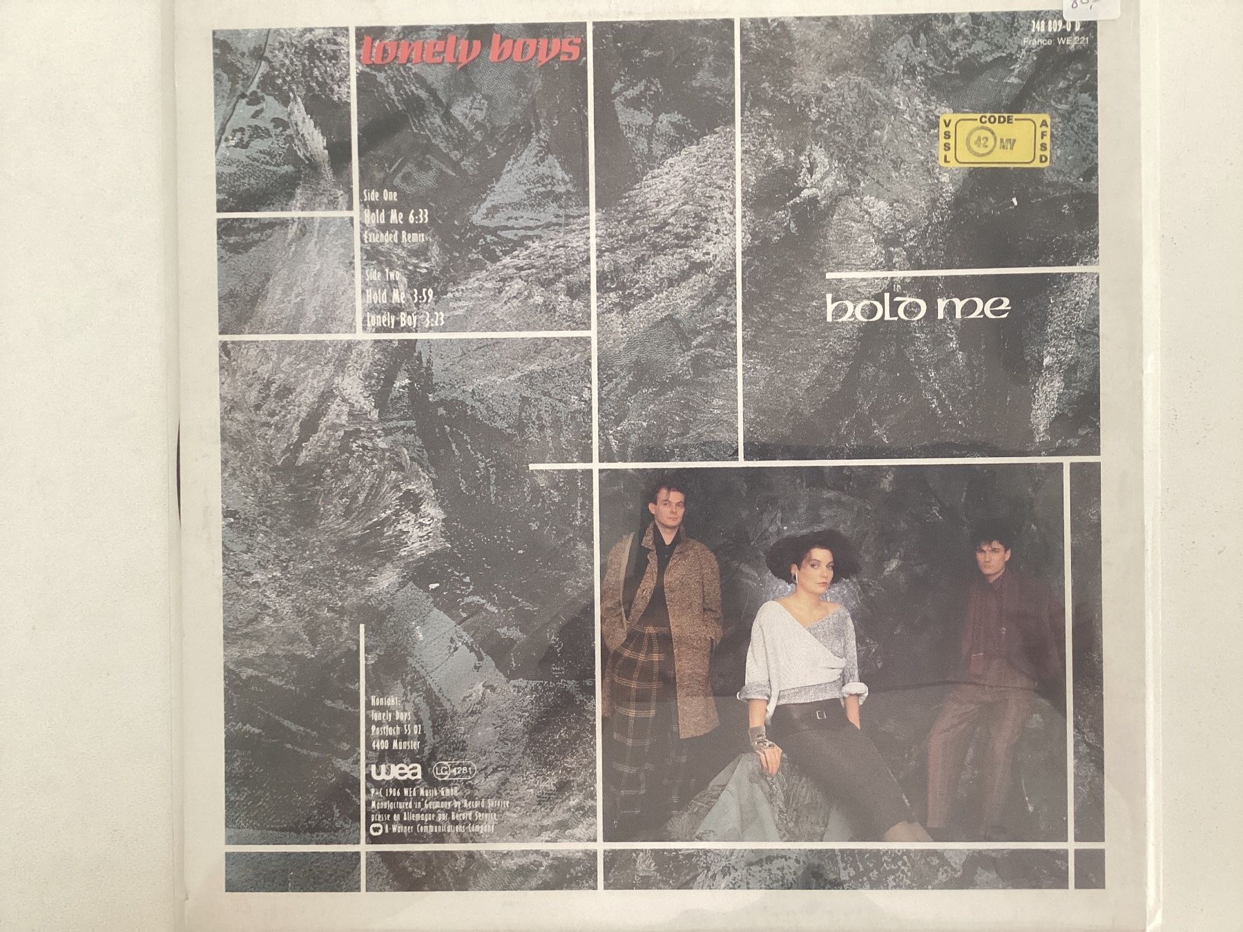 Schallplatten: Lonely Boys Maxi-Single - Hold Me – Gebraucht aus Gutenswil von Hamzian 1