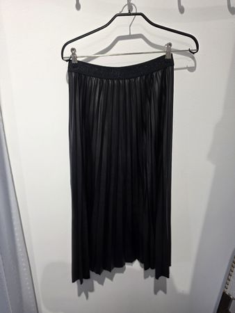 Garcia Faltenrock Kunstleder Schwarz Groesse S