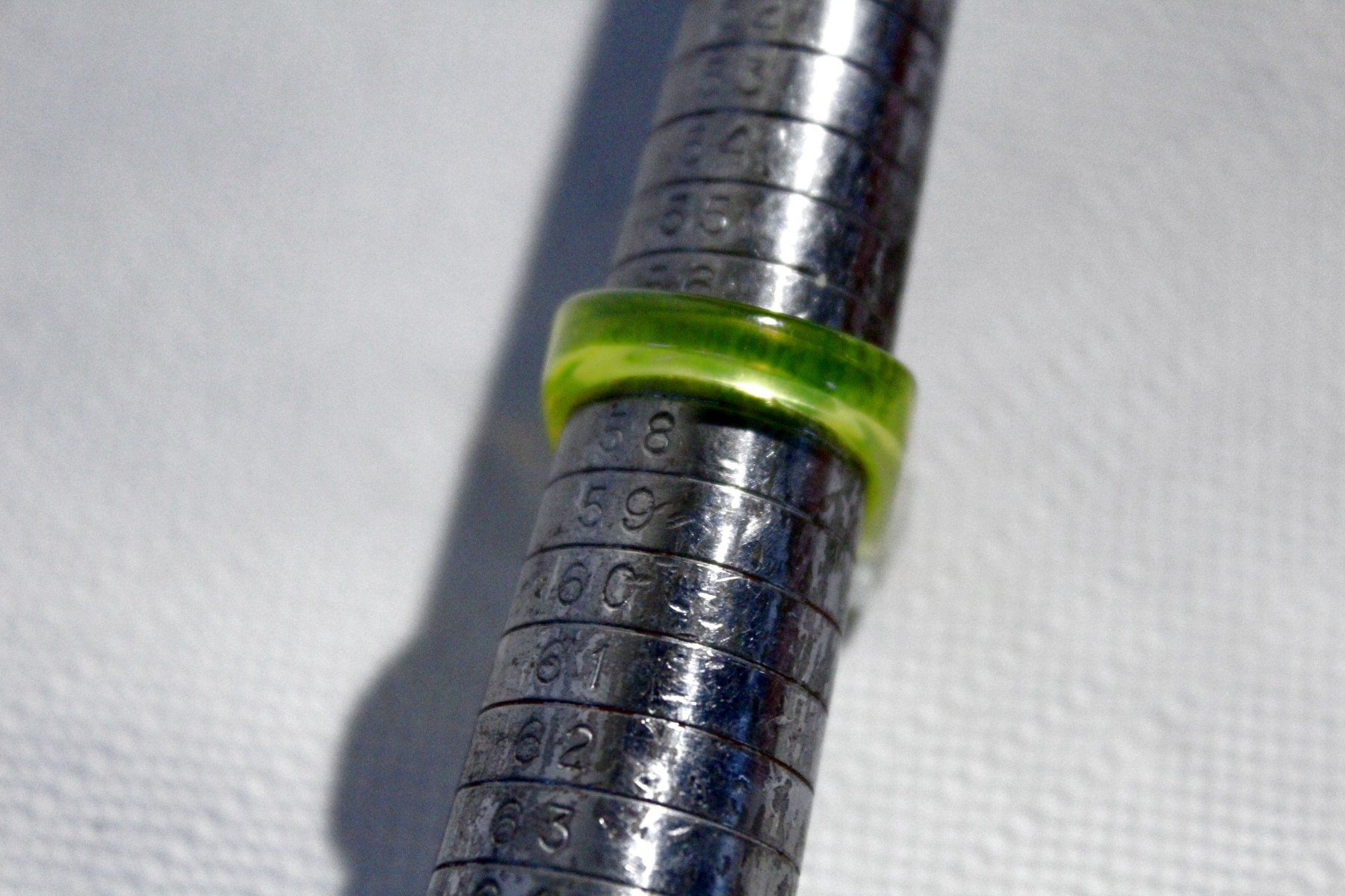 Anelli: Vintage Space-Age - Ring mit Muschel, Seestern, Seeigel, usw – Nuovo (secondo la descrizione) da Bern venduto da Vitaneuf 9