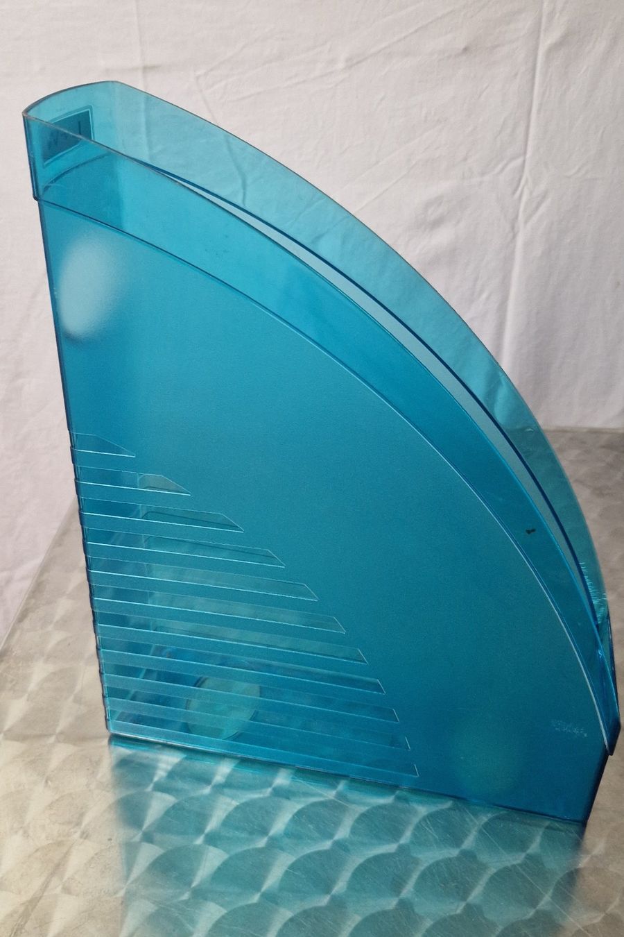 Contenitori & Simili: A4 Blatt Halterung Türkisblau Nr. 3 – Usato da Niederbipp venduto da Trude04 2