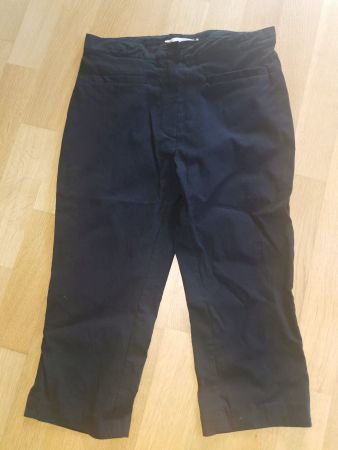 Schwarze Hose, Gr. 36/38