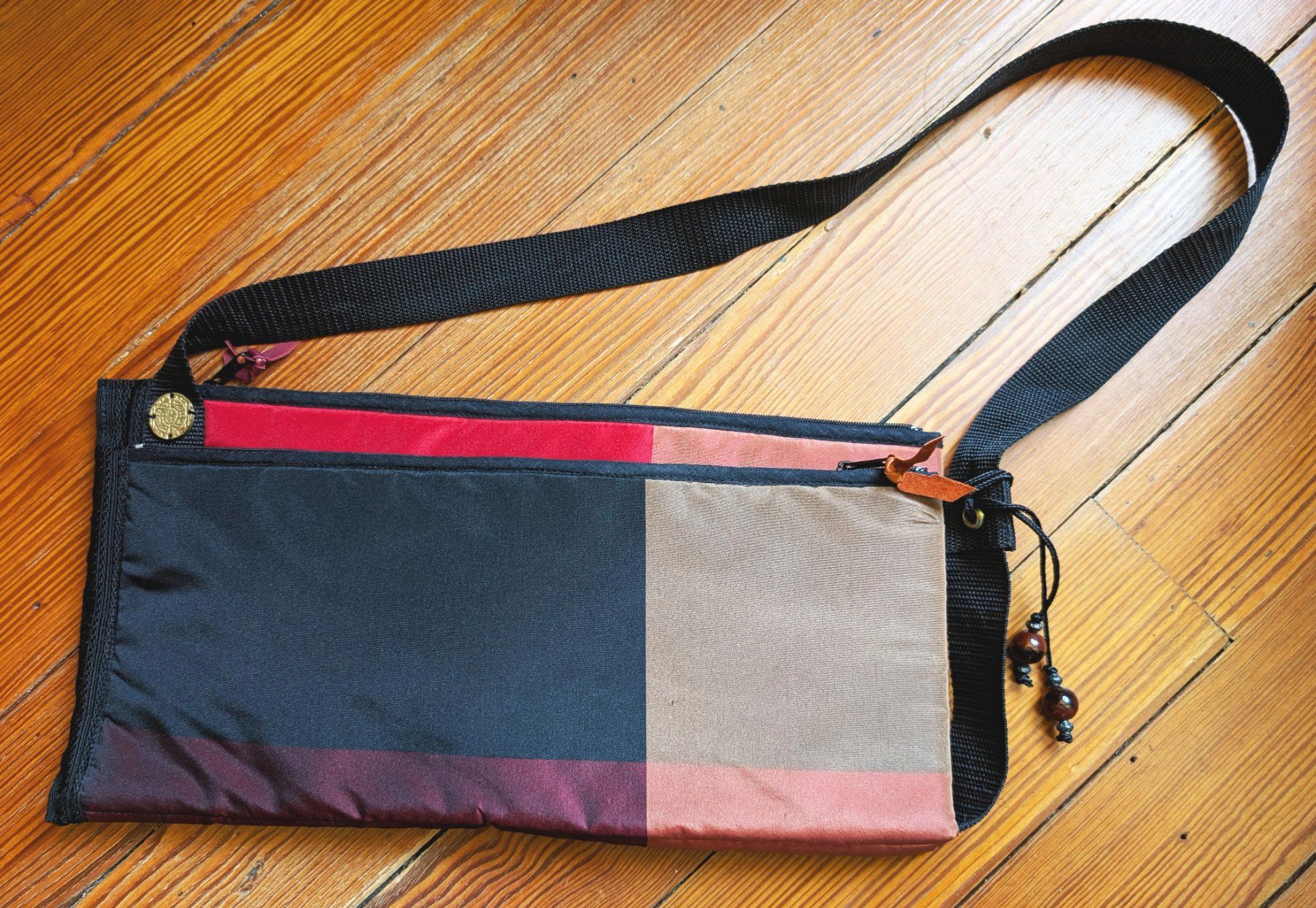 Borse da donna: L'ARTISAN DU LIBAN : Original sac-pochette patchwork irisé – Nuovo e nell'imballaggio originale da Petit-Lancy venduto da lilycerise 8