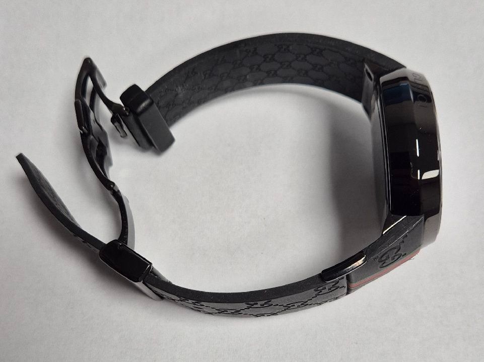 Gucci Montres: Montre Gucci – Neuf (Voir description) à Cernier / par car_5rm5 3