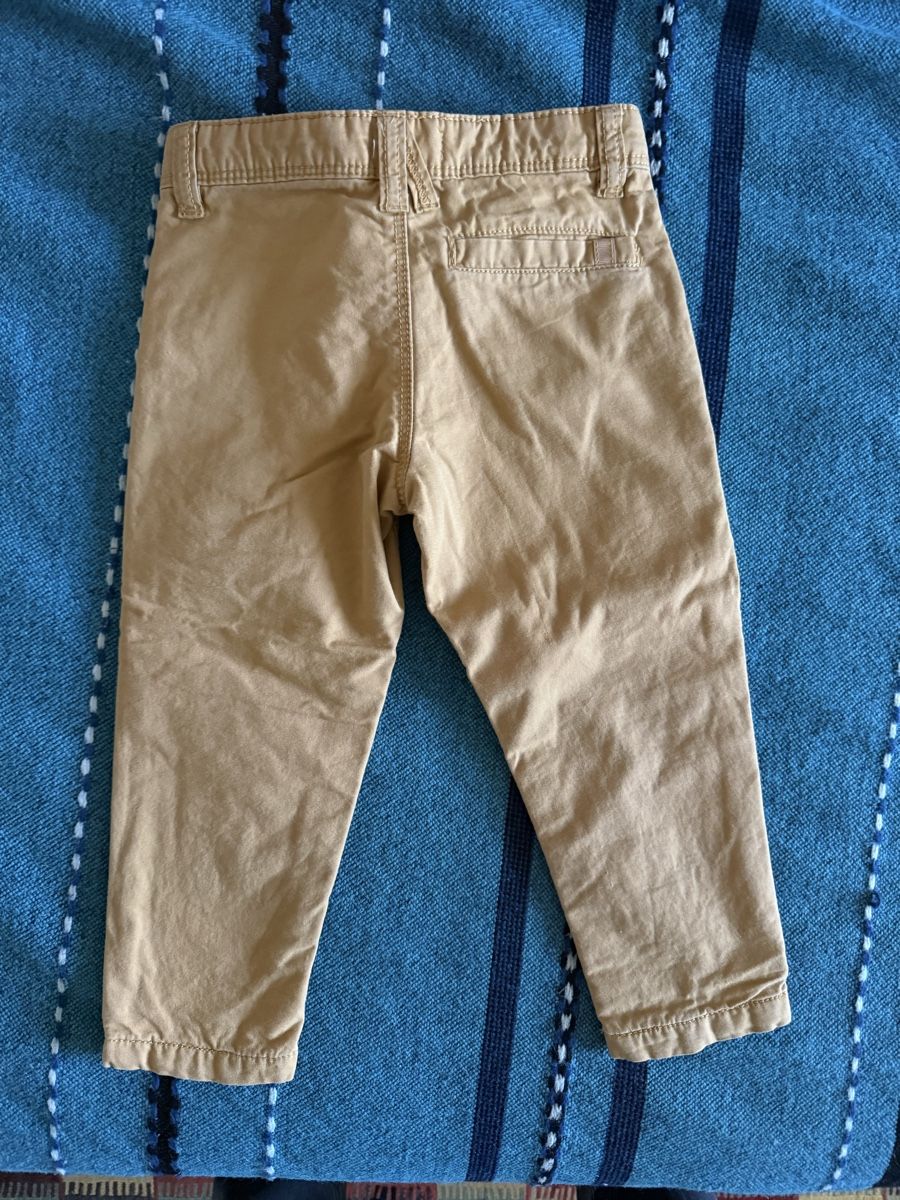Pantaloni: Pantalon jaune (24-36mois) – Usato da Les Avanchets venduto da GG_ 1