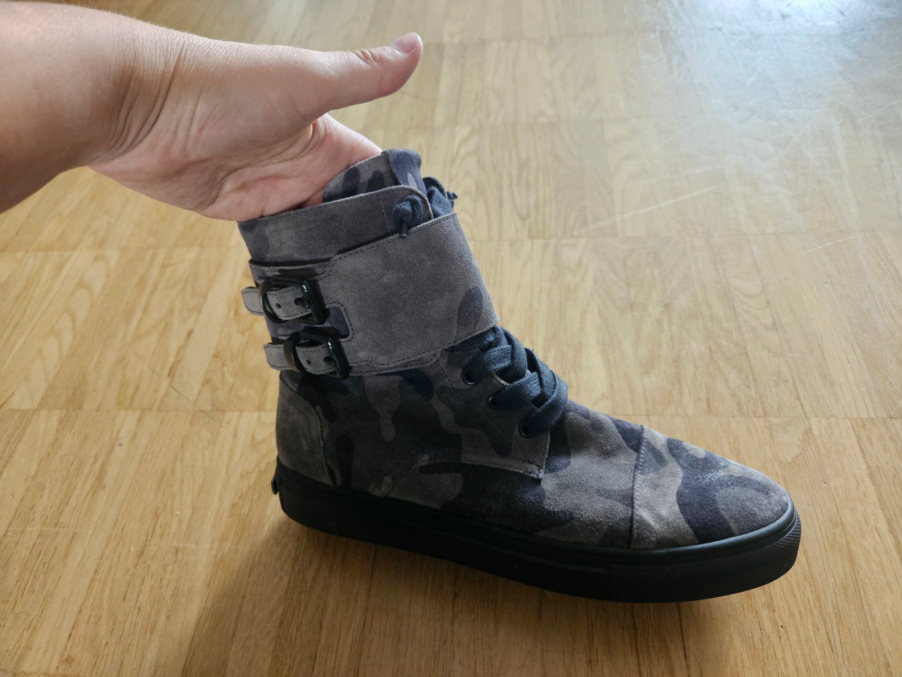 Kennel + Schmenger Damenschuhe: Kennel & Schmenger Boots Sneaker Camouflage – Gebraucht aus Luzern von schuhparadies159 3
