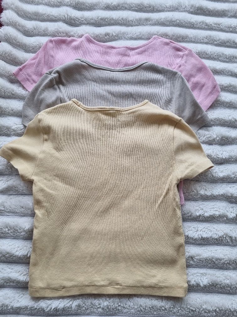 H&M Camicette, T-shirt & Top: Lot de 3 tops Divided, taille S, en cotton – Usato da Riddes venduto da pierre-a-facettes 2