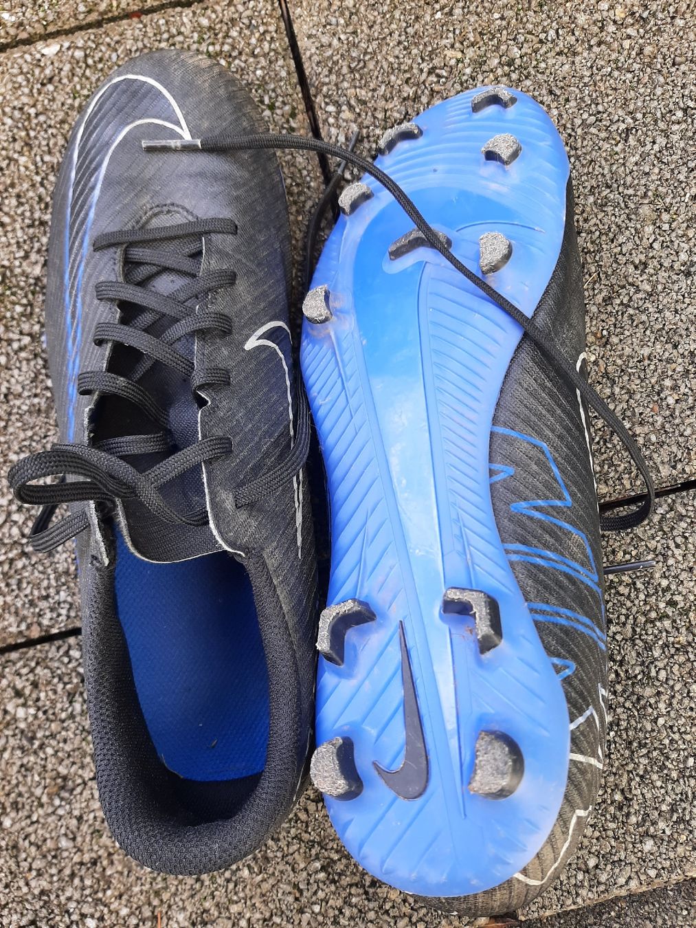 Nike Scarpe da uomo: Fussballschuhe 42,5 – Usato da Krauchthal venduto da romsol 1