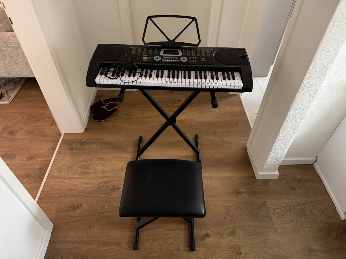 Strumenti musicali: Keyboard – Usato da Fislisbach venduto da Aleksandar055