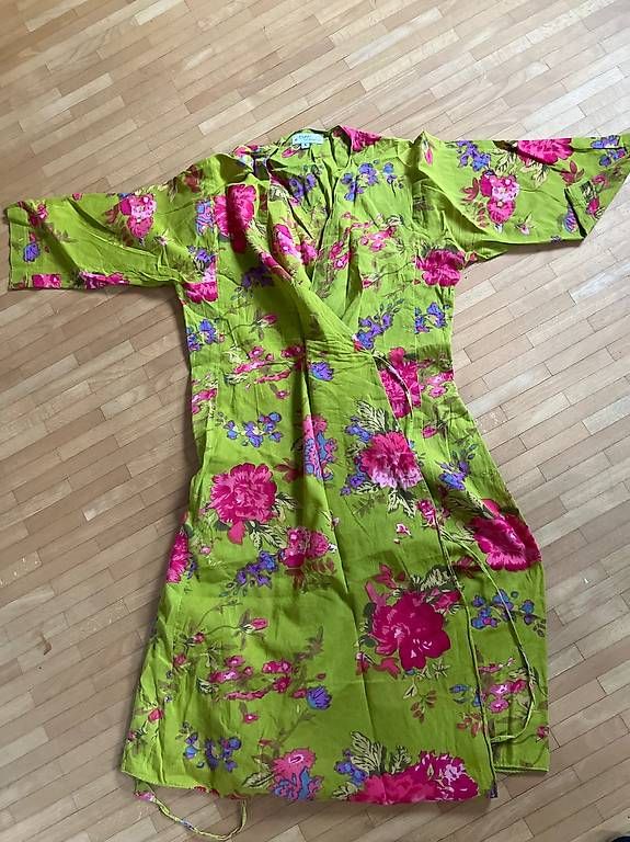 Vestiti: sommer wickelkleid grösde 36 – Usato da baar venduto da Lstar