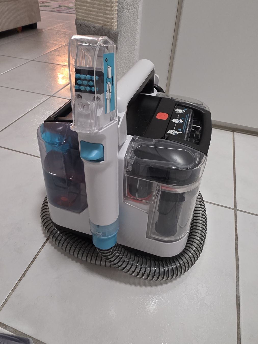 Tutte le macchine: Shampouineuse  – Usato da Granges-Paccot venduto da bor_8ymj 2