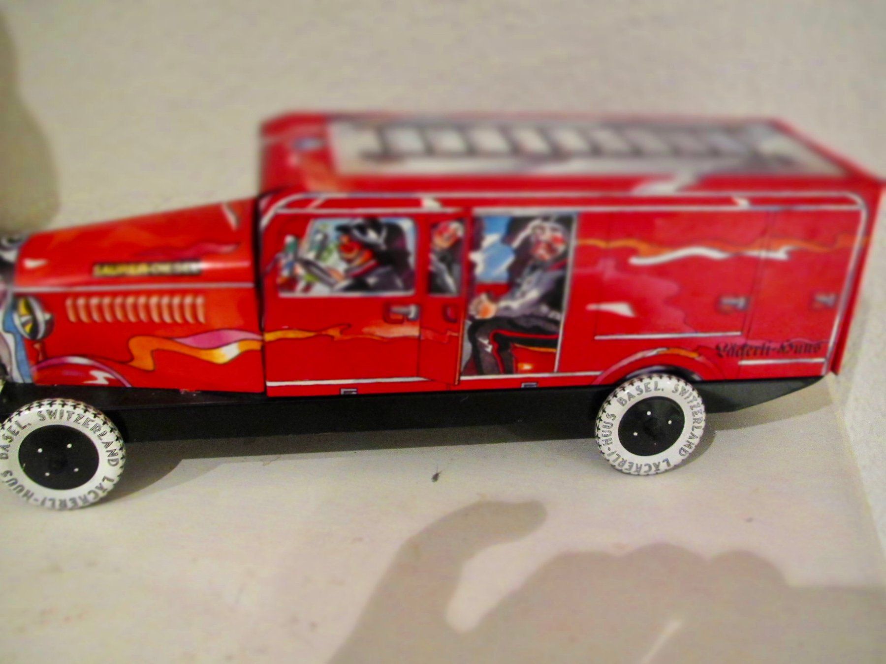 Kit di modellismo & Modellini statici: CAMION DE POMPIER LAKERLI HUUS – Usato da Murten venduto da Selliot