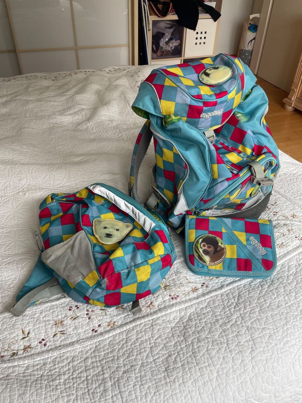Ergobag Borse & Zaini: Ergobag Schulrucksack Set – Usato da Zürich venduto da Kafu