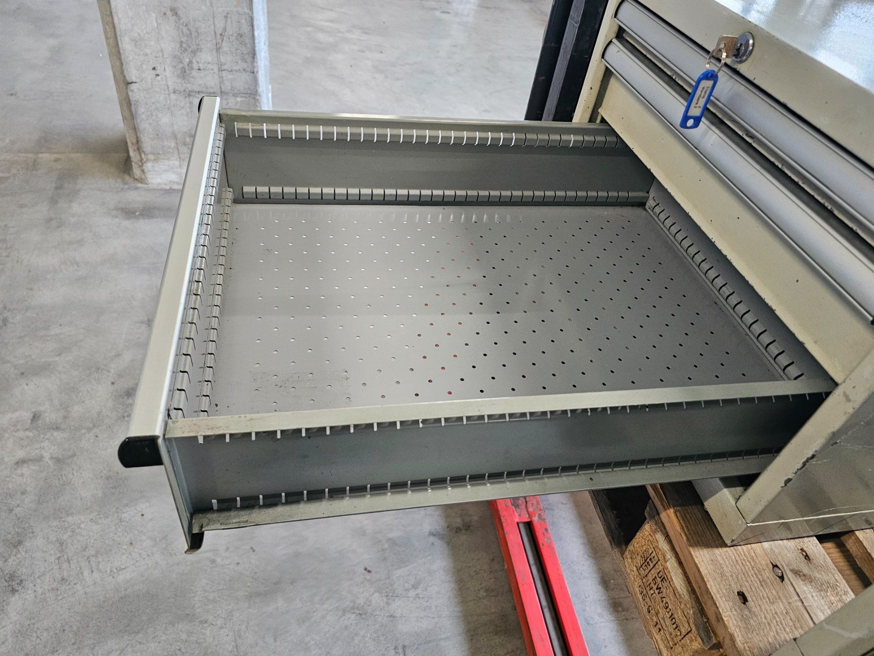 Lista Banchi da lavoro: Schubladenstock Lista NR.2 – Usato da Oberburg venduto da herkules69 3