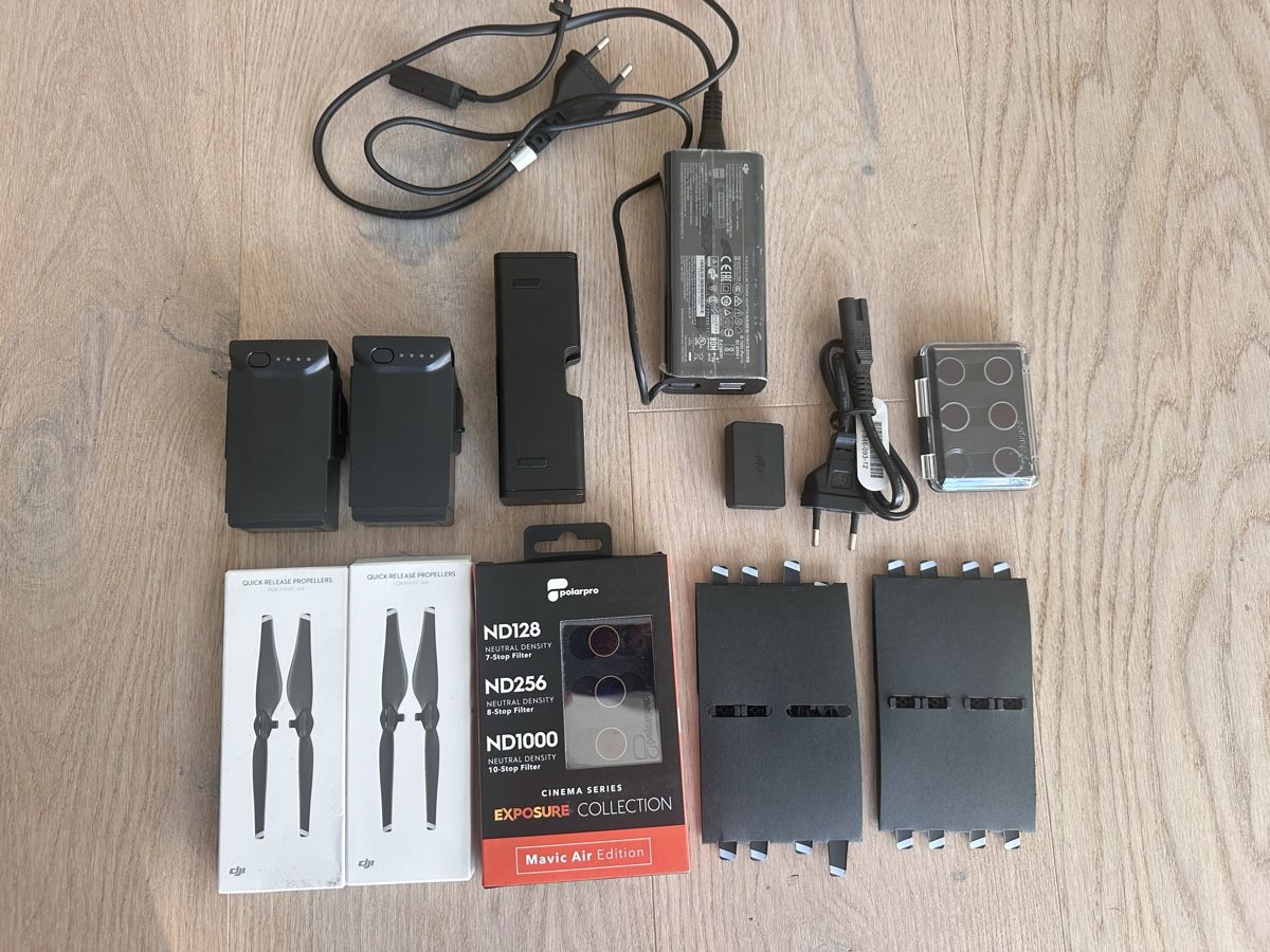 DJI Modellismo RC: DJI Mavic Air Fly More Bundle Arctic White – Difettoso da Vitznau venduto da sza_rn99 2