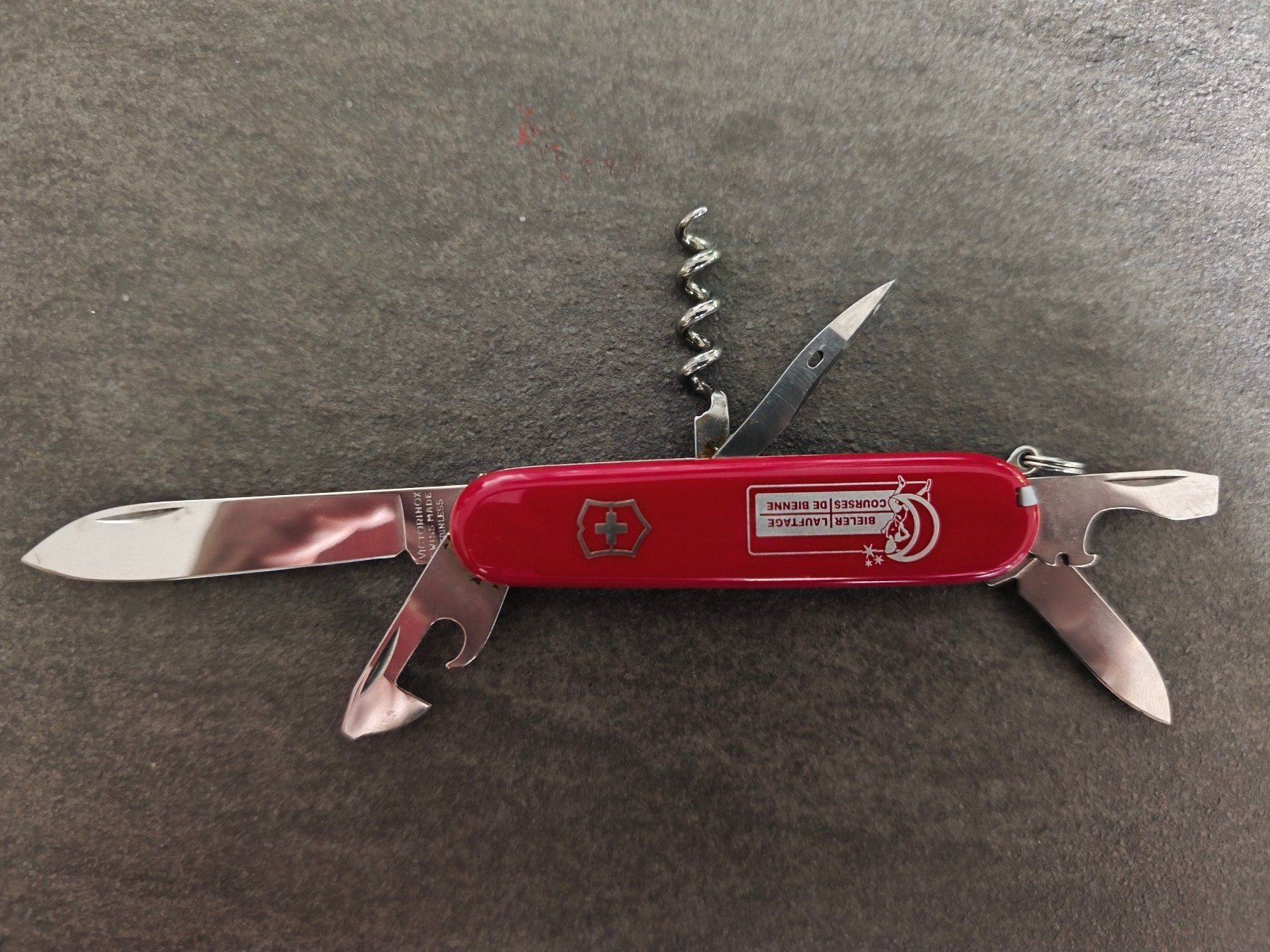 Victorinox Taschenmesser: Sackmesser Victorinox - Bieler Lauftage – Neu (gemäss Beschreibung) aus Jegenstorf von Juchlistock
