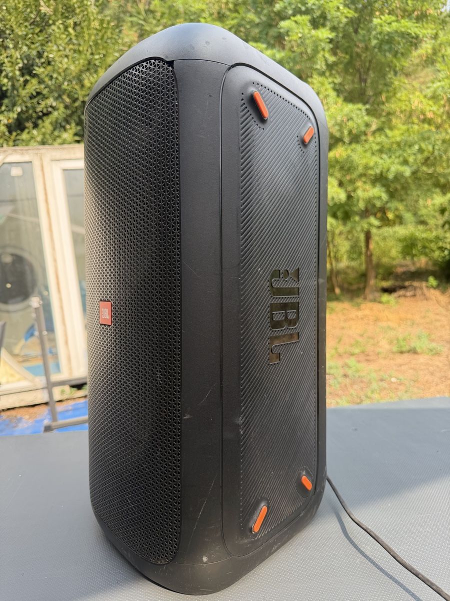 JBL Haut-parleurs: JBL PartyBox 200 – D'occasion à Camorino par CamperCommunity 2