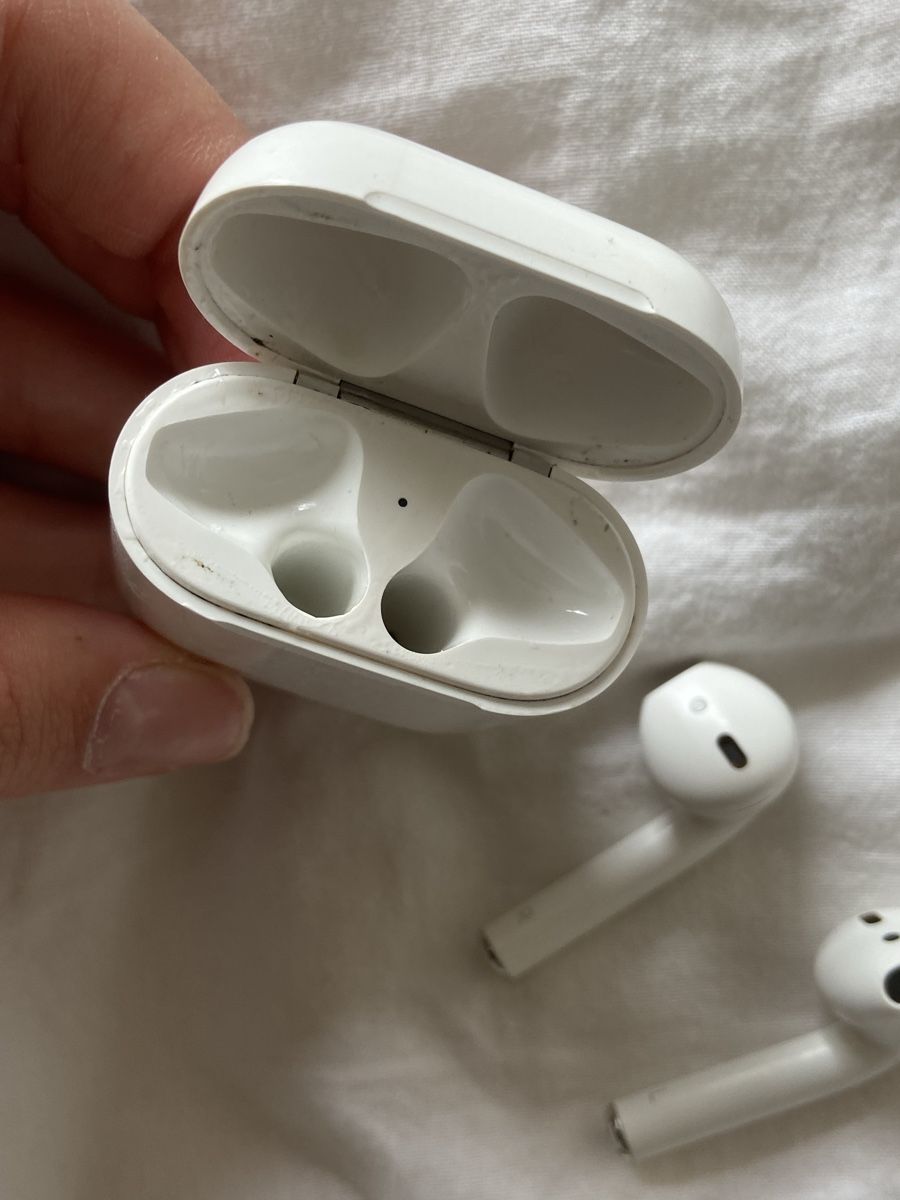 Apple Cuffie: Apple Airpods Gen. 1 – Usato da Spiegel b. Bern venduto da pre1ovedthreads 3